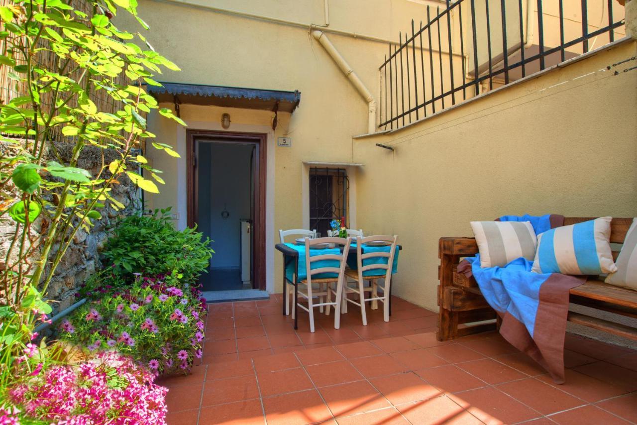 Villa Casa A 2 Passi Dal Mare Con Patio Privato à Imperia Extérieur photo